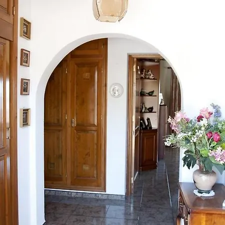 Villa Enchinent 2307 *